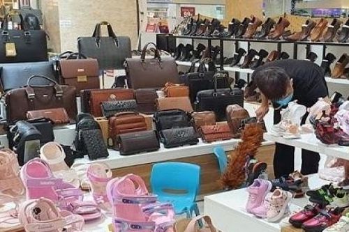 Hà Nội: Bán lẻ hàng hóa và doanh thu dịch vụ tiêu dùng tháng 9 tăng 72,3%