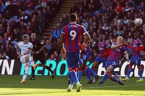 Chelsea ngược dòng thắng Palace ở phút 90