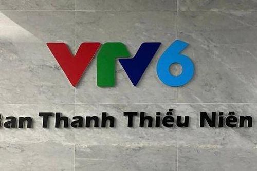 Dừng sóng VTV6: Các MC, BTV nổi tiếng VTV nói gì ngày chia tay?