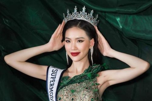 'Siêu mẫu quốc tế 2022' Bùi Quỳnh Hoa: Hễ cứ đi thi là người ta lại đồn tôi mua giải