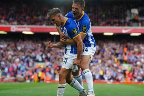 Liverpool hòa 3-3 với Brighton ở vòng 9 Premier League