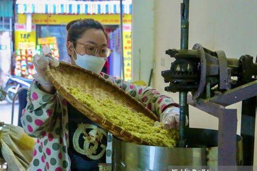 Làng cốm Mễ Trì: Hương vị cốm của mùa thu Hà Nội