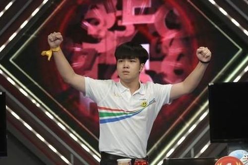 Đặng Lê Nguyên Vũ - nhà vô địch 'Đường lên đỉnh Olympia' năm thứ 22
