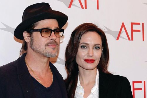 Brad Pitt đang bị các con xa lánh?