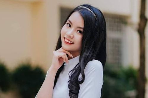Nữ sinh Hà Nội trở thành Quán quân học bổng nhờ bài luận về cái tên đặc biệt
