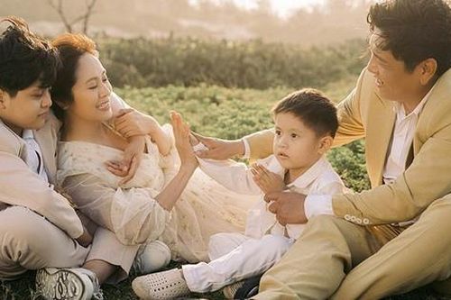 Ngắm trọn tổ ấm của nam đạo diễn 'cấm cửa' vợ không được 'dao kéo'