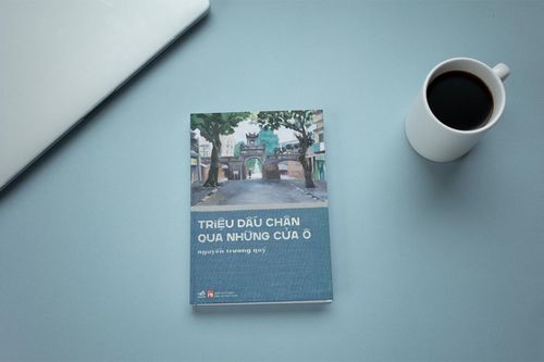 'Triệu dấu chân qua những cửa ô' - Chân dung Hà Nội qua những bước chân đi về