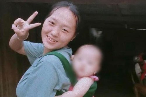 Quặn lòng dòng tâm sự của người mẹ mất con gái 4 tháng tuổi trong cơn lũ dữ