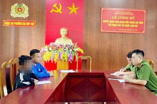 'Đạo chích nhí' lẻn vào xe ô tô trộm điện thoại bán lấy tiền chơi game