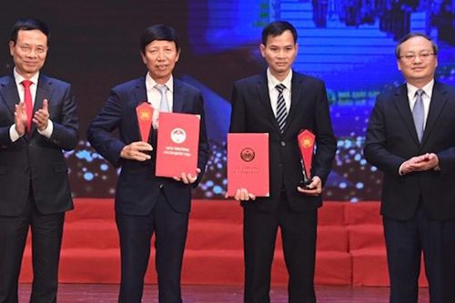 9 tác phẩm đoạt giải B Giải thưởng Sách quốc gia