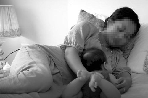 Mẹ trầm cảm sau sinh do con quấy khóc đêm có xu hướng tăng lên