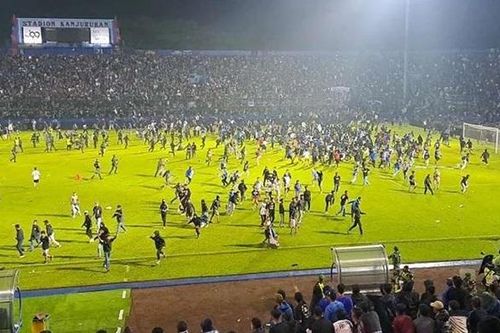 174 CĐV thiệt mạng trong một trận đấu bóng đá ở Indonesia