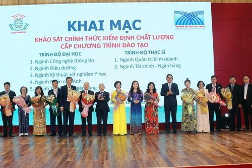 Trường ĐH Cửu Long: 7 chương trình đào tạo được khảo sát kiểm định chất lượng