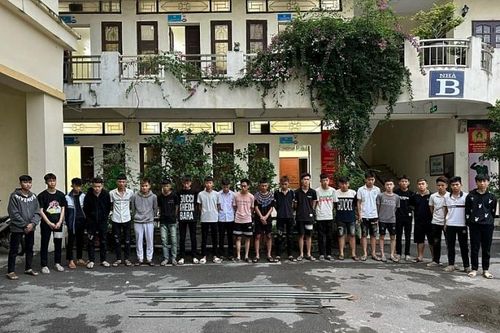 Hà Nội: Bắt giữ 18 đối tượng mang hung khí, gây rối trật tự ở Đông Anh