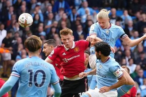 Erling Haaland và Phil Foden thi nhau ghi hattrick, Man Xanh đè bẹp Quỷ đỏ 6-3