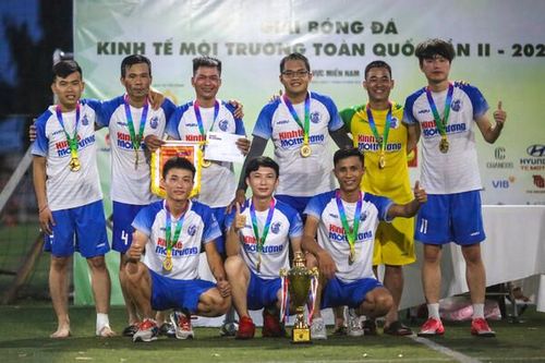 Đội chủ nhà vô địch Giải Bóng đá Kinh tế Môi trường toàn quốc lần II-2022 khu vực miền Nam