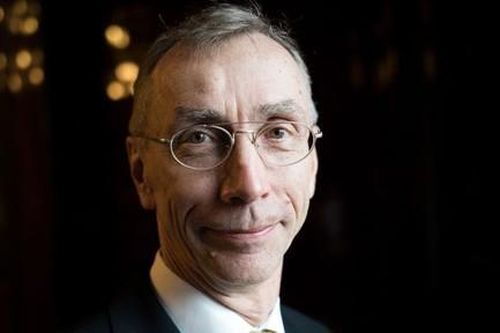 Người giải mã bộ gen người Neanderthal đầu tiên đoạt giải Nobel Y học