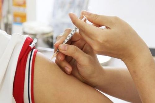 Sáng 3/10: Nhiều nơi đã ghi nhận các biến thể mới lây lan nhanh hơn chủng gốc, cần đẩy nhanh tiêm vaccine COVID-19