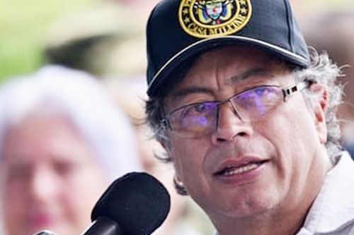 Colombia: Lời hứa hòa bình của ông Gustavo Petro