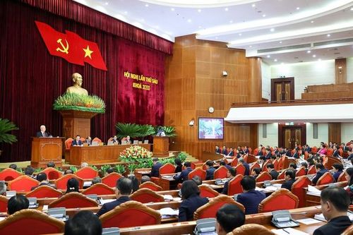 Trung ương thảo luận về tiếp tục đổi mới phương thức lãnh đạo của Đảng