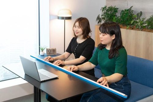 Google giới thiệu bàn phím dài 1,65 m tại Nhật Bản