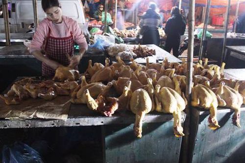 Kiểm soát chặt thực phẩm tại các chợ