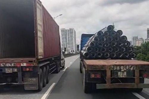 Triệu tập 2 chủ xe container dàn hàng trên đường Vành đai 3