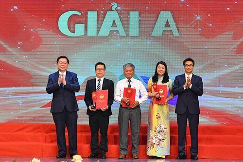 Vinh danh những tác giả, tác phẩm xuất sắc của Giải thưởng Sách quốc gia lần thứ V