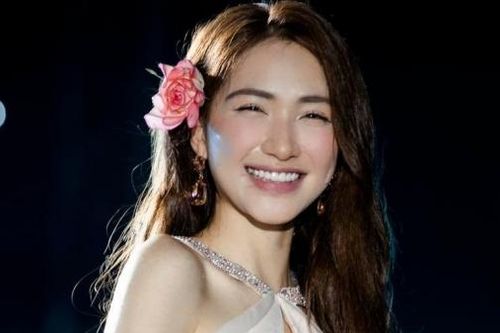 Sao Việt: Ảnh hậu trường hài hước của Hồng Diễm trong phim mới