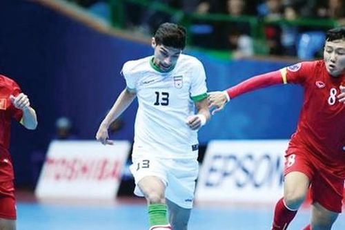Cửa hẹp cho futsal Việt Nam