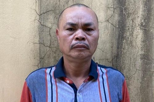 Điều tra nghi phạm dâm ô bé gái tại trường tiểu học