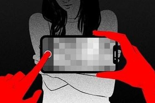 Hà Tĩnh: Phê chuẩn khởi tố cô gái tống tiền người tình cũ