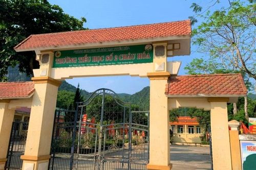 Hiệu trưởng ở Quảng Bình mang sổ đỏ của nhà trường đi cầm cố bị đề nghị kỷ luật