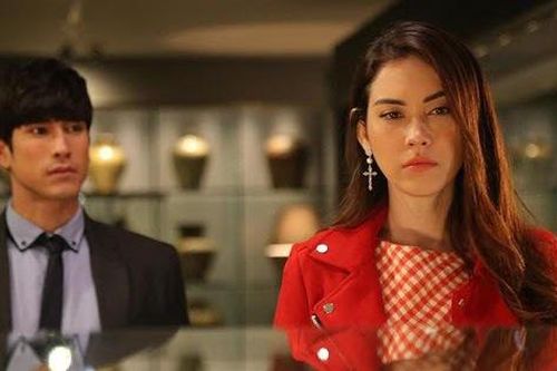 Chồng bí mật cưới nhân tình, vợ kéo 3 con đến 'chung vui'