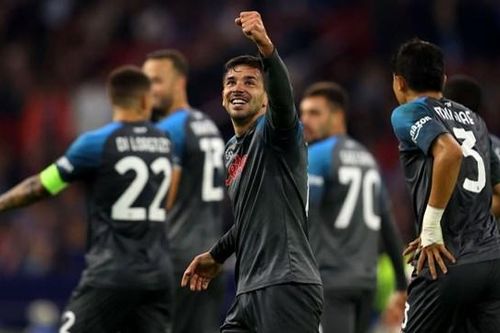 Napoli ấn định chiến thắng 6-1 ở phút 81 trước Ajax