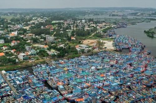 Cư dân vùng siêu bão: Lô cốt cộng đồng