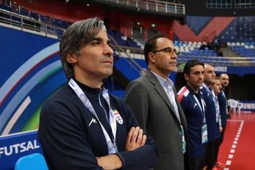 HLV trưởng tuyển futsal Iran không dám tin thắng được Việt Nam tới 8-1