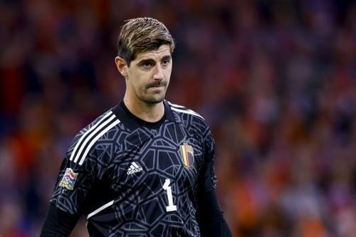 Thibaut Courtois nghỉ thi đấu vô thời hạn vì thần kinh tọa