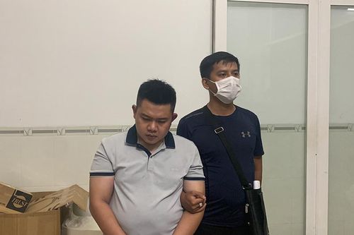 Vụ trăm người ẩn náu trong ngôi nhà ở TP.HCM gọi điện, 3 tháng lừa 4,3 tỷ đồng