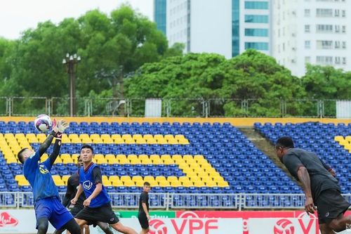 Sông Lam Nghệ An cần bao nhiêu điểm để đạt mục tiêu top 3?
