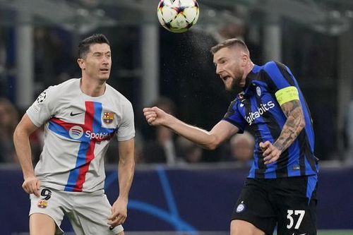 UEFA Champions League: VAR khiến Barca có nguy cơ xuống chơi ở Europe League