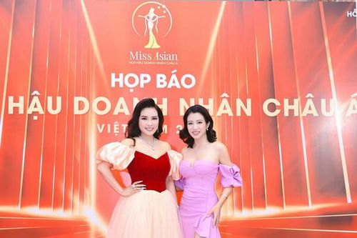 Á hậu Lan Hương gây bất ngờ với nhan sắc trẻ trung khi xuất hiện tại sự kiện