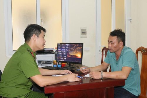 Hà Tĩnh: Khởi tố, bắt tạm giam tài xế kéo lê xe máy hơn 2km