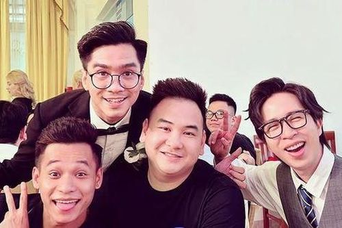 Những bức ảnh hiếm hoi tại đám cưới PewPew: Lâu lắm rồi Tứ hoàng streamer mới có dịp hội ngộ!