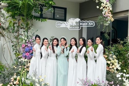 Dàn phù dâu cực 'chất' trong đám hỏi Bình An – Phương Nga