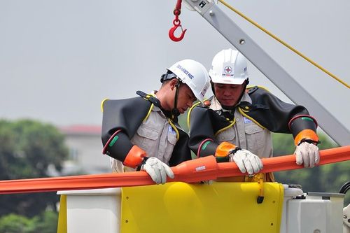 Bộ Công Thương: EVN được quyền tăng giá điện khi chi phí tăng 1-5%