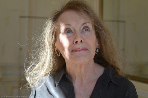 Nữ nhà văn Annie Ernaux thắng giải Nobel Văn học 2022