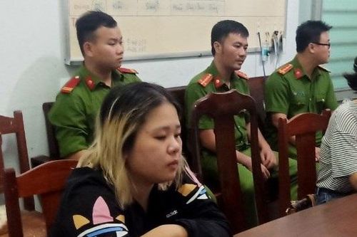 Mật phục bắt đối tượng nữ có lệnh truy nã đặc biệt nguy hiểm
