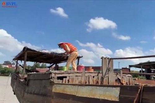 Sông Đồng Nai: Tái diễn nạn hút cát trái phép ban đêm