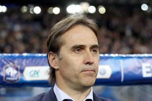 Lopetegui bị Sevilla sa thải chỉ vài giờ sau trận thua Dortmund